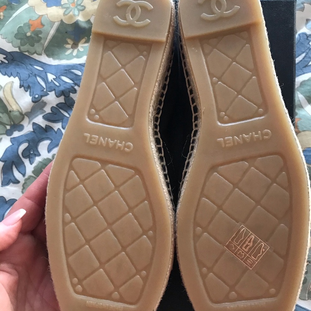 NIB CHANEL Espadrilles - Picture 3 of 6